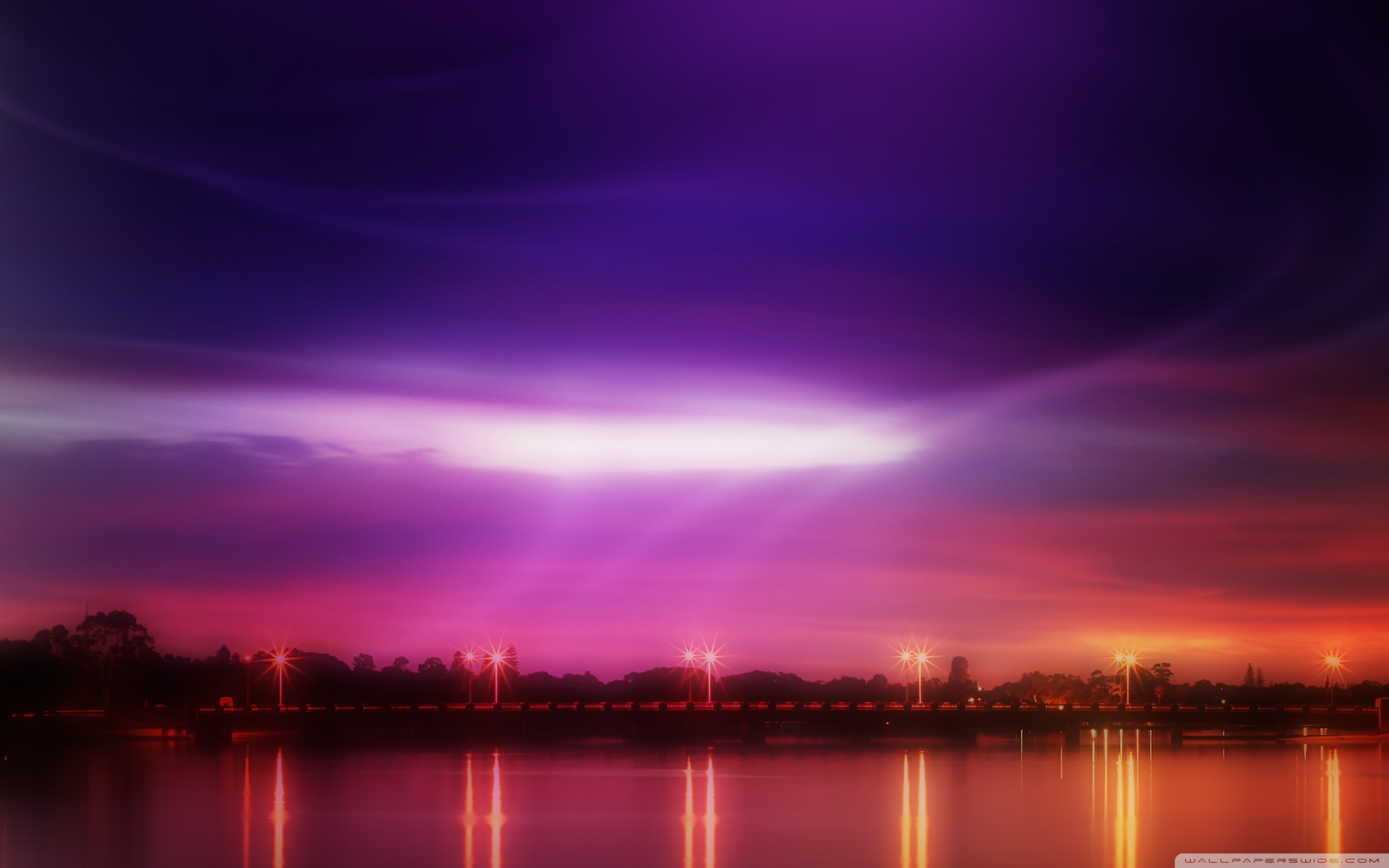 фиолетовые фонари над мостом бесплатно