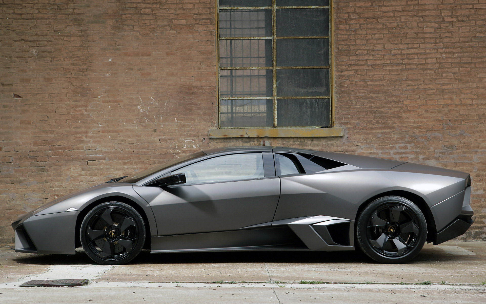 Lamborghini Reventon Wallpaper