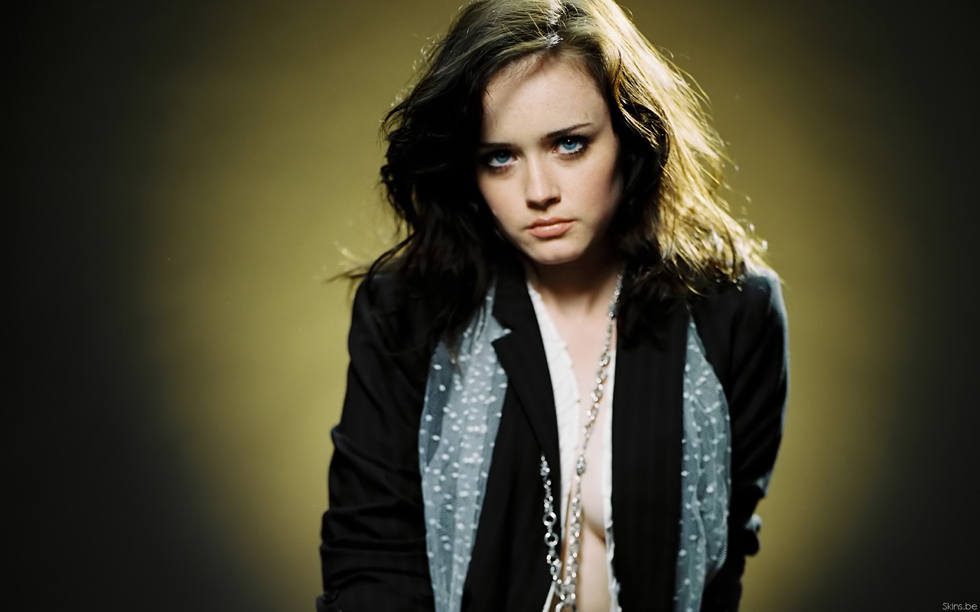 Alexis Bledel бесплатно