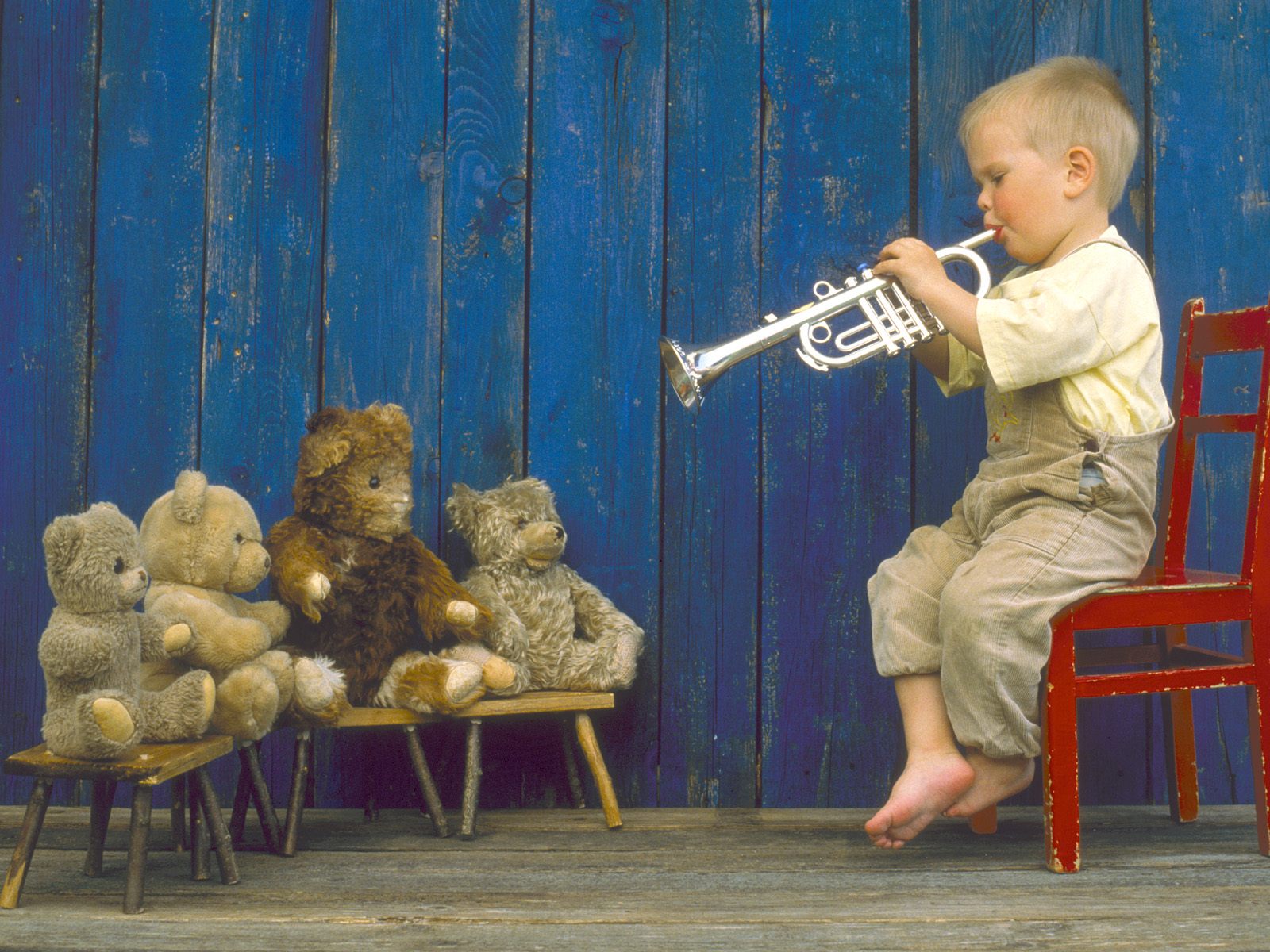Музыкальная жизнь дети. Музыкальные инструменты для детей. Искусство для детей. Веселые музыканты. Дети музыканты.