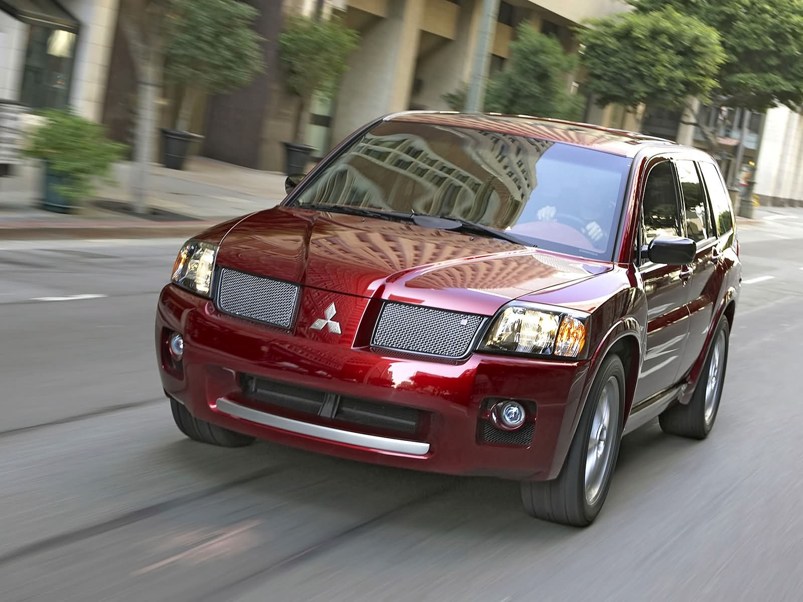 Включи мицубиси. Mitsubishi Endeavor. Mitsubishi Endeavor Ralliart. Mitsubishi Endeavor 3.8. Mitsubishi Pajero Ralliart.